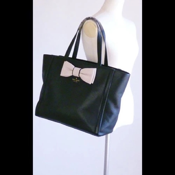 kate spade Handbags - Kate Spade Murray Street Shoshanna Pebbled Leather Tote